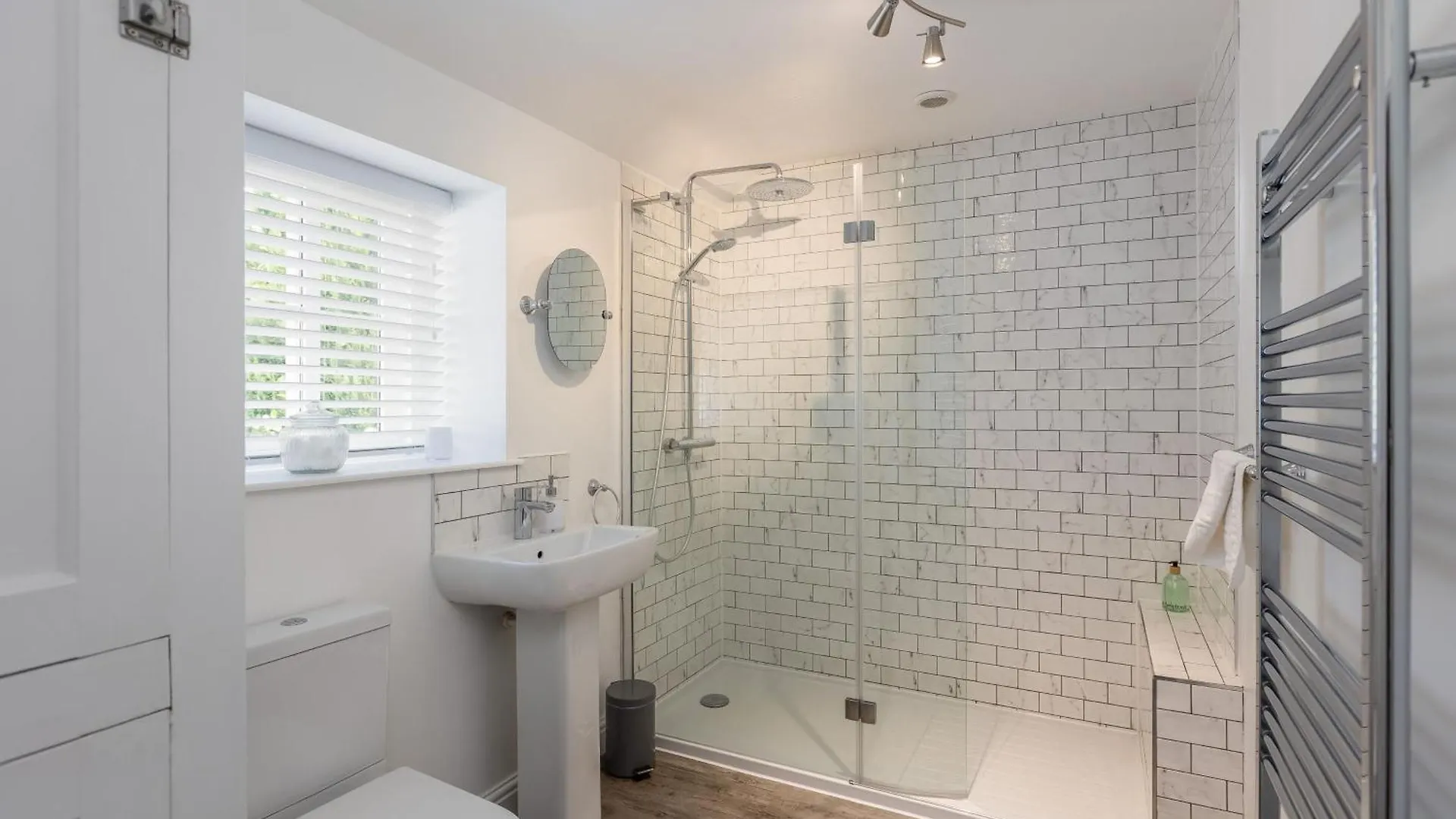 Moorside Cottage - Beautiful North Yorkshire Stone Cottage 0*, York